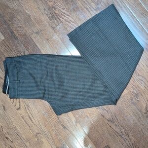 Club Monaco Gray Pinstripe wool mid-rise wide-leg dress pant trouser size 6